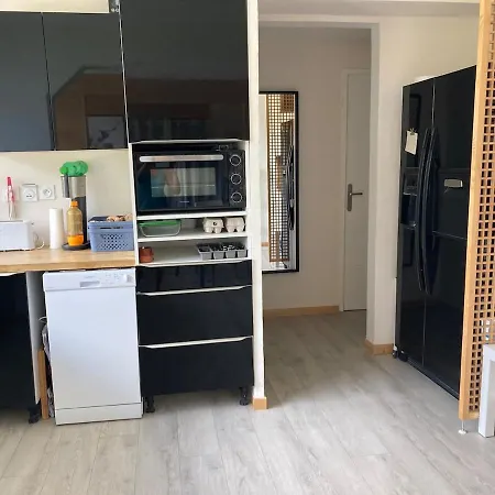 Apartment Nature, Ideal 3 Couples Or 2 Couples With Children *